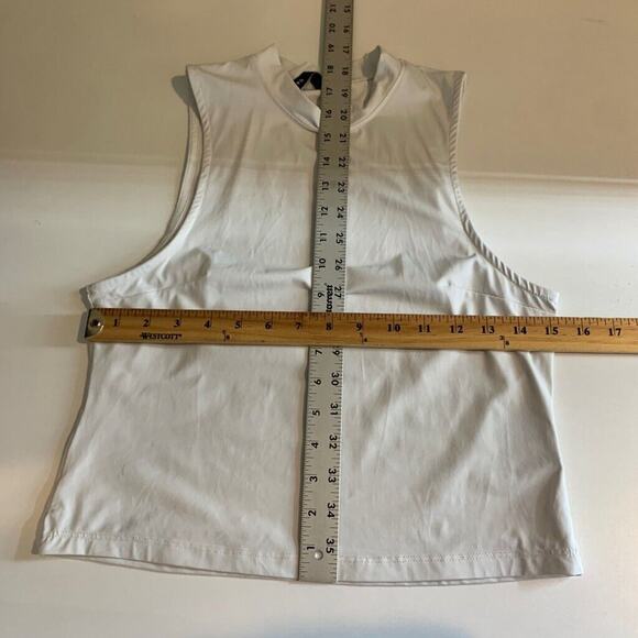 Carbon38 Tank Top Womens XS Extra Small Off White Mock Smooth Sleeveless Cropped - Picture 8 of 13